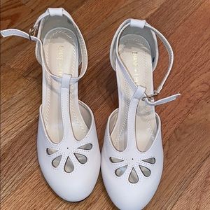 Chase + Chloe Nude Pumps - NWOT